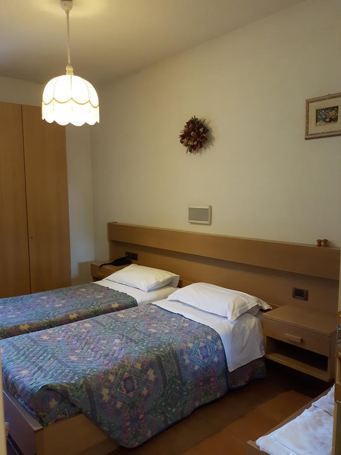Hotel Pizzo Degli Uccelli Castello Tesino Exterior photo